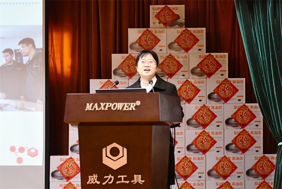 YH533388银河工具集团2019年度职工大会顺利召开(图10) YH533388银河工具集团2019年度职工大会顺利召开(图10)