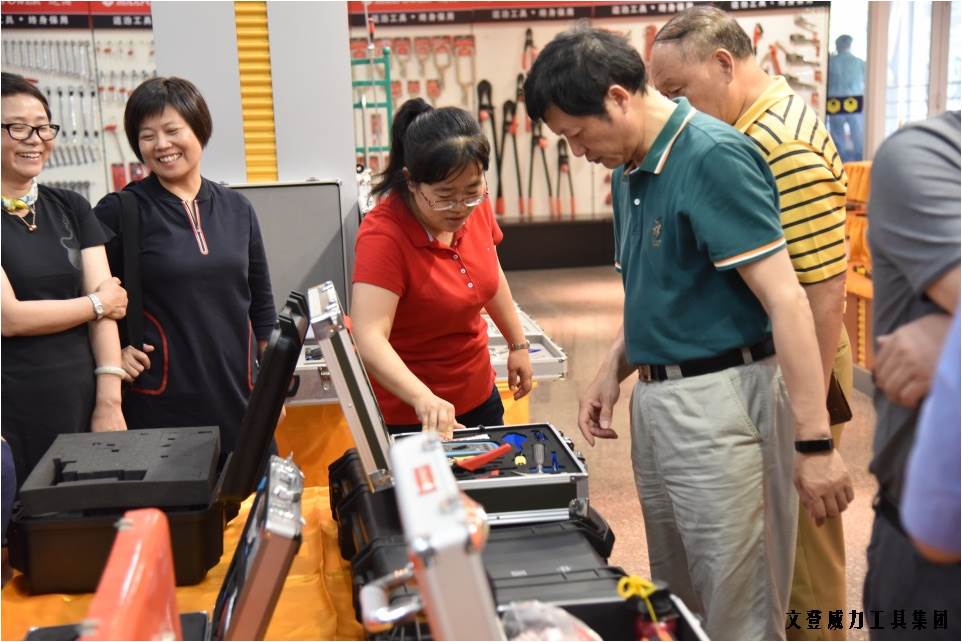 上海浦东祝桥商会领导一行访问YH533388银河