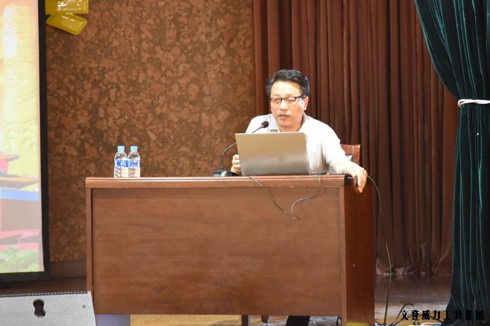 “迎七一”YH533388银河工具集团公司召开2017年党员学习大会(图4)
